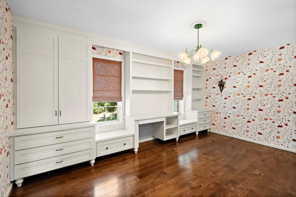 1504 Fairfield Road S Minnetonka, MN 55305