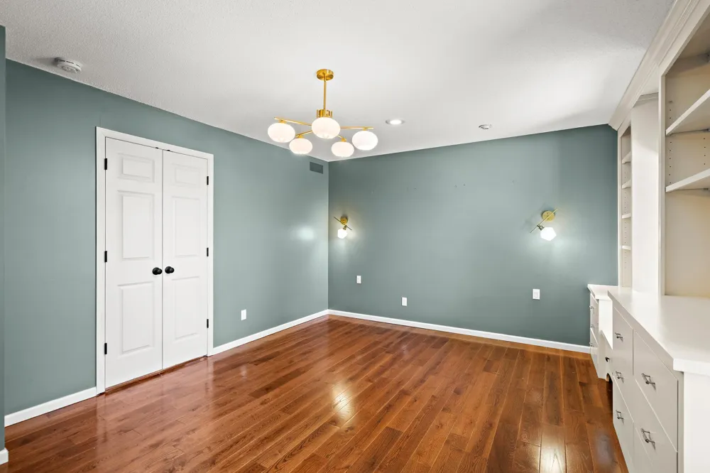 1504 Fairfield Road S Minnetonka, MN 55305