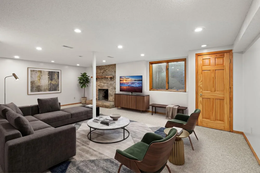 1504 Fairfield Road S Minnetonka, MN 55305