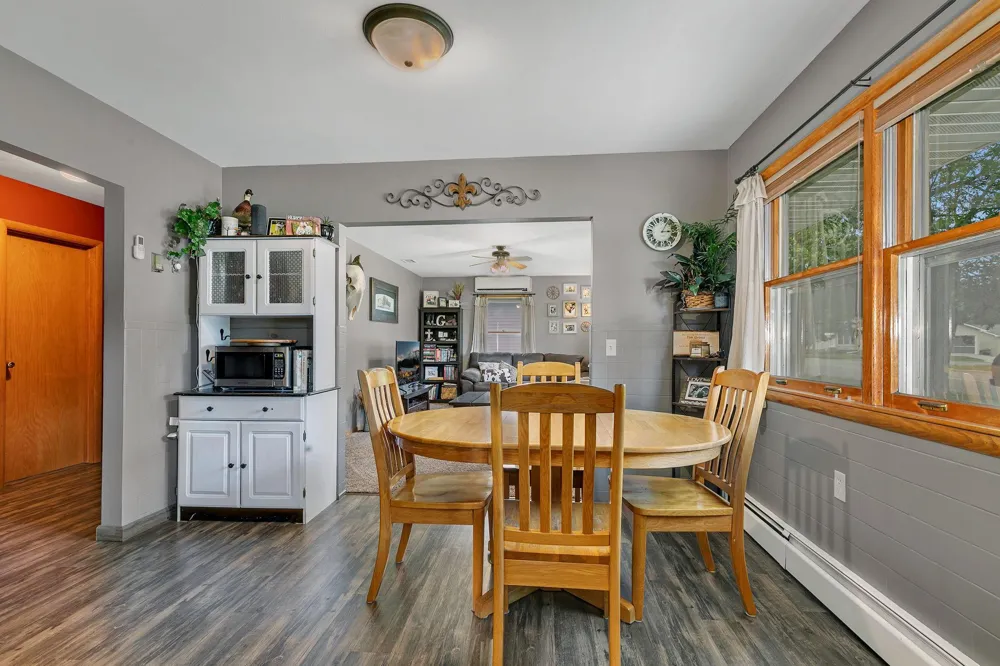 831 6th Street Albany, MN 56307