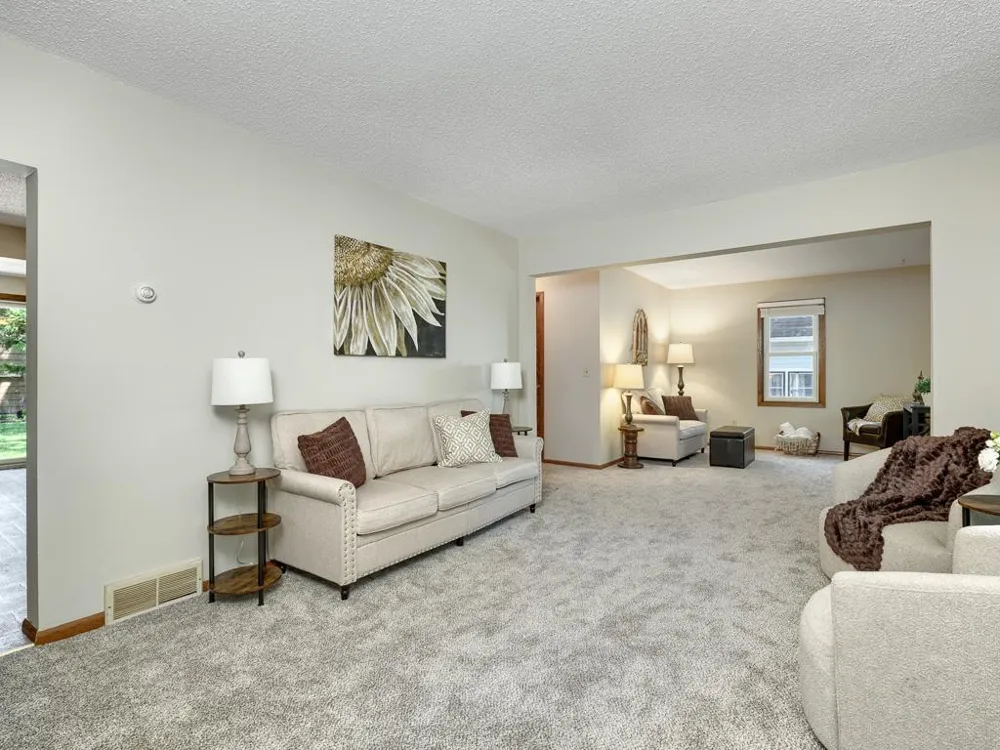417 S Elm Street Waconia, MN 55387