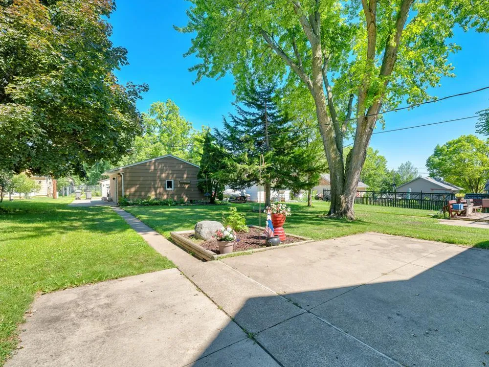 417 S Elm Street Waconia, MN 55387