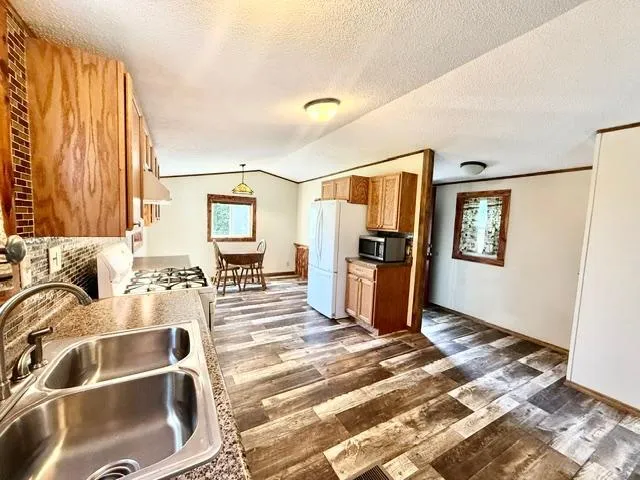 205 Main Street Belview, MN 56214