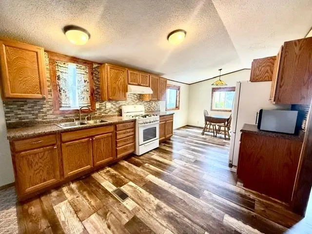 205 Main Street Belview, MN 56214