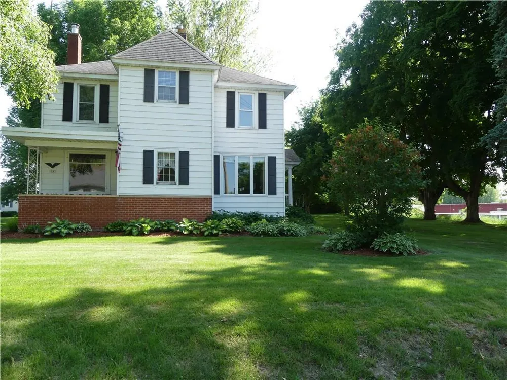 1045 Grove Street Cumberland, WI 54829