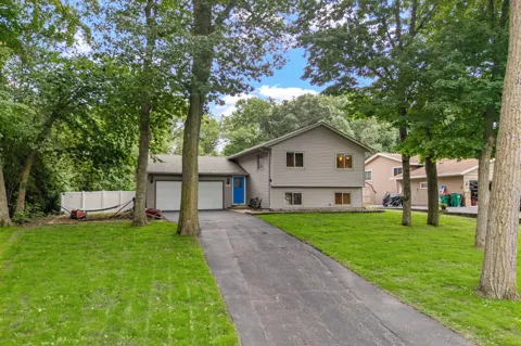 17411 Sunset Trail SW