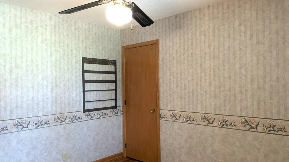 312 Maywood Avenue Eagle Lake, MN 56024