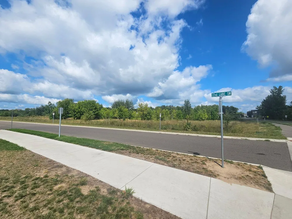 33375 Rochester Street NE Cambridge, MN 55008