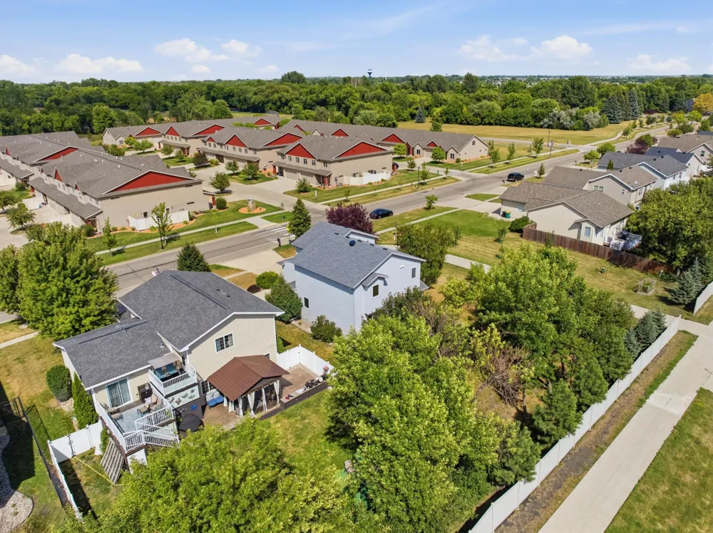 507 19th Avenue W West Fargo, ND 58078