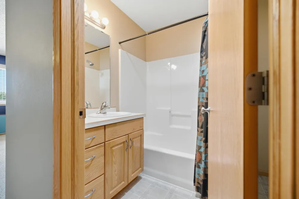 507 19th Avenue W West Fargo, ND 58078