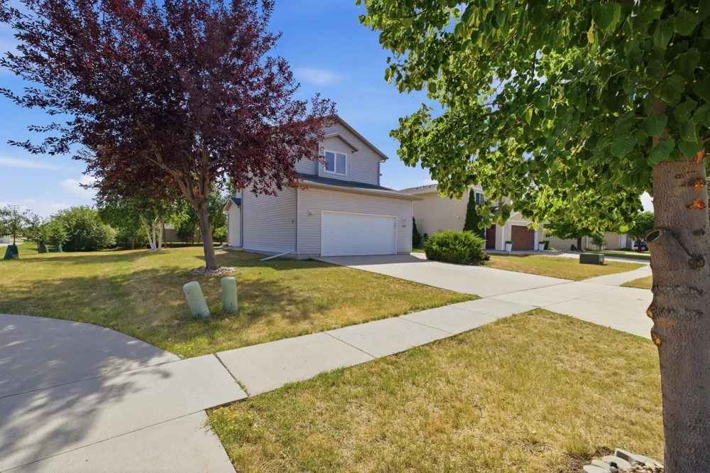 507 19th Avenue W West Fargo, ND 58078
