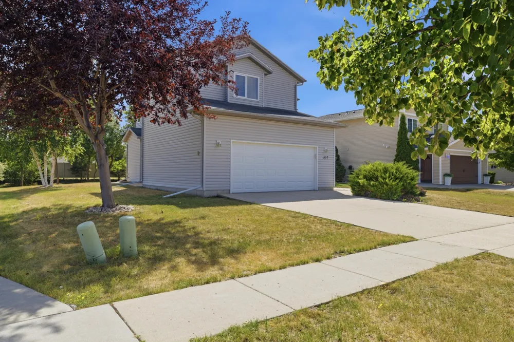 507 19th Avenue W West Fargo, ND 58078
