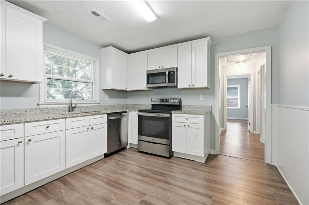713 Melrose Drive Forest Park, GA 30297