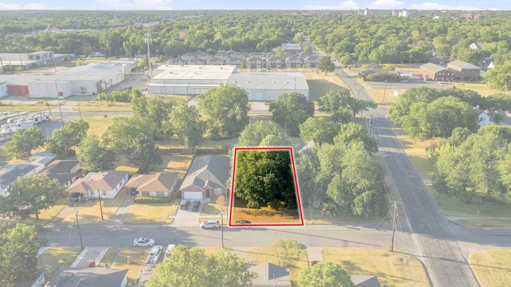 203 W Wilson Avenue Sherman, TX 75090