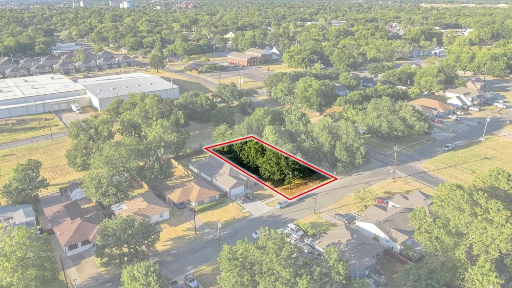 203 W Wilson Avenue Sherman, TX 75090