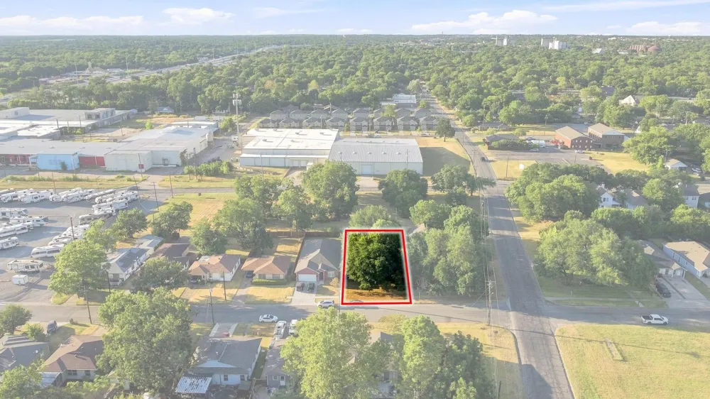 203 W Wilson Avenue Sherman, TX 75090