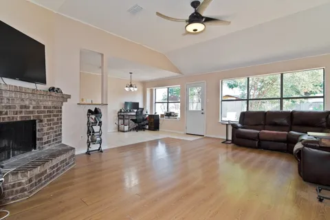 6545 Meadowlark Lane E