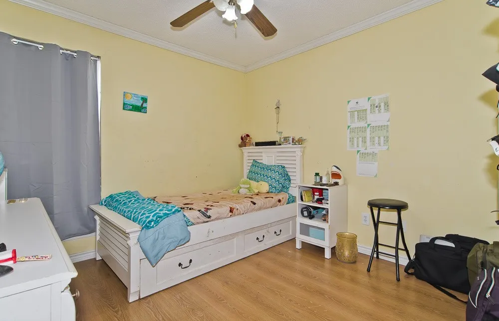 6545 Meadowlark Lane E Watauga, TX 76148
