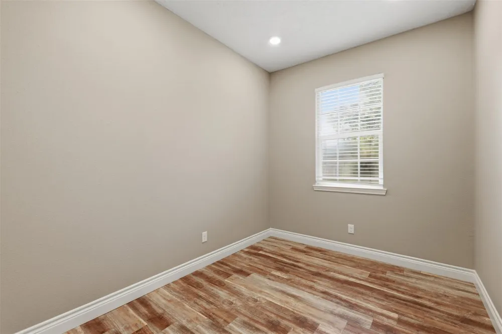 1306 S Austin Brenham, TX 77833