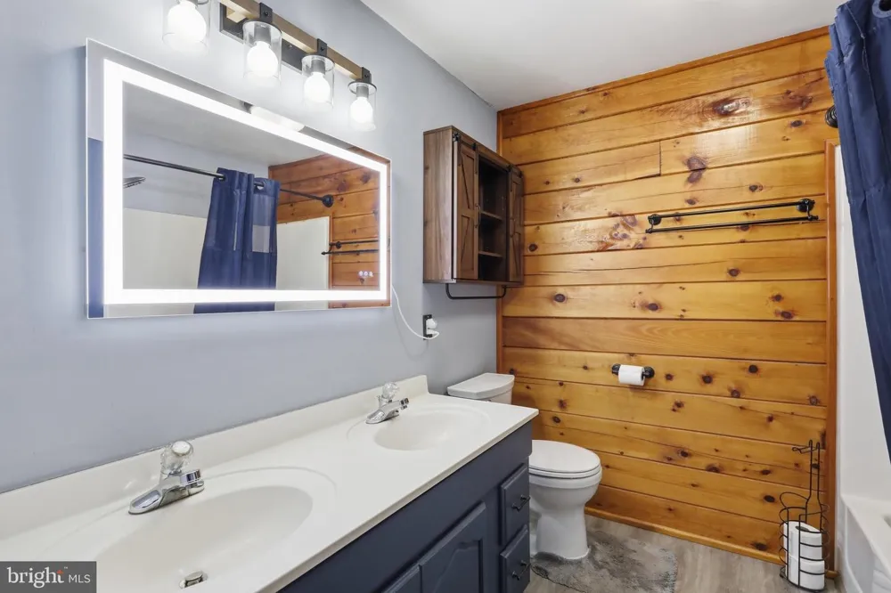 13268 UPPER STRASBURG ROAD Upperstrasburg, PA 17265