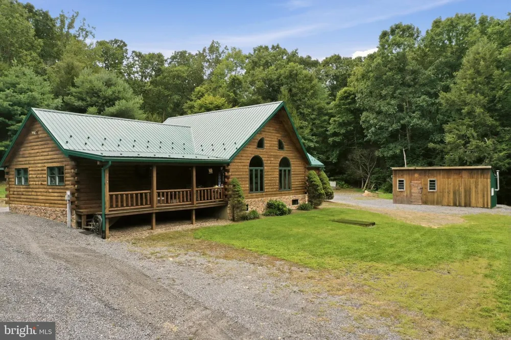 13268 UPPER STRASBURG ROAD Upperstrasburg, PA 17265