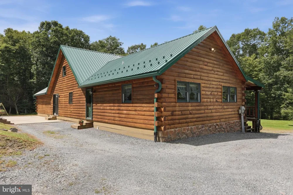 13268 UPPER STRASBURG ROAD Upperstrasburg, PA 17265
