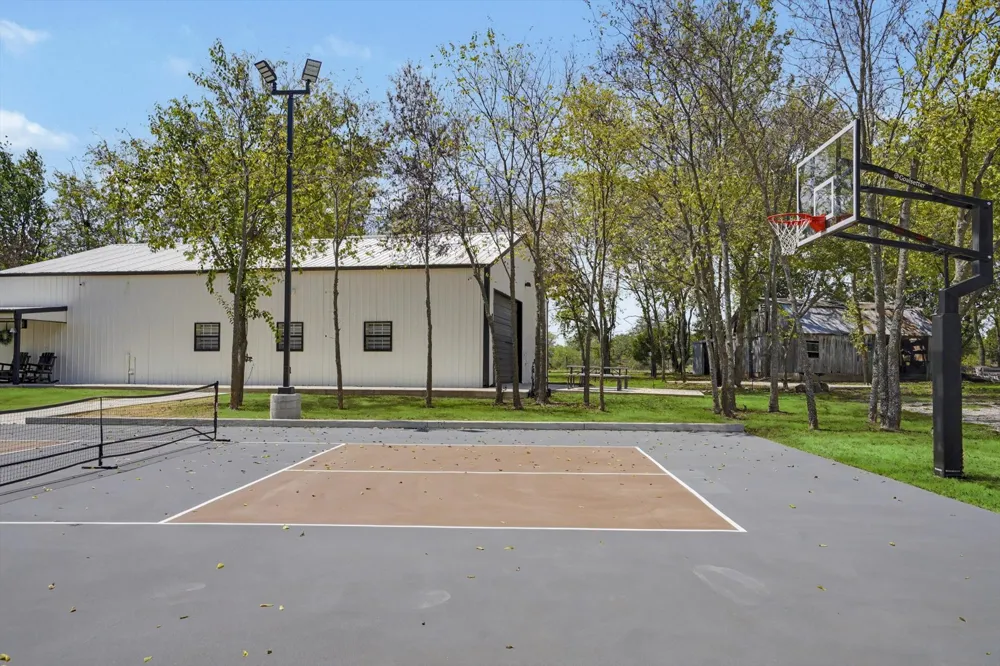 18703 E 106th Street Owasso, OK 74055