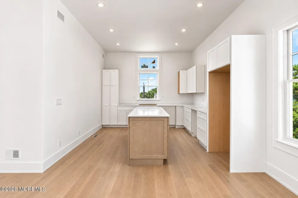 24 W Carolina Avenue Long Beach, NJ 08008
