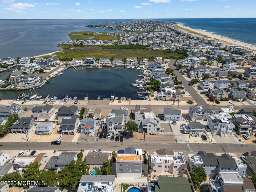 24 W Carolina Avenue Long Beach, NJ 08008