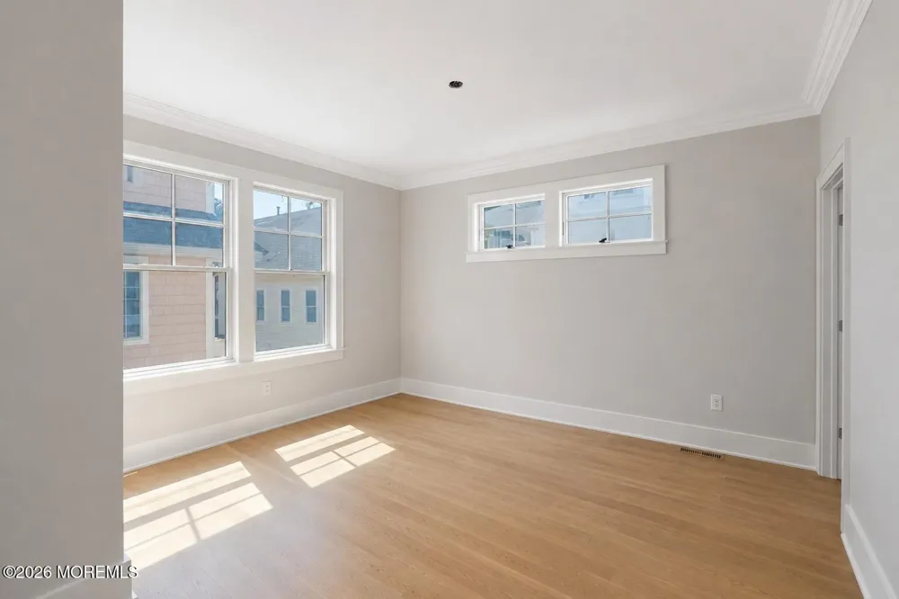 24 W Carolina Avenue Long Beach, NJ 08008