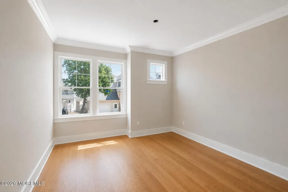 24 W Carolina Avenue Long Beach, NJ 08008