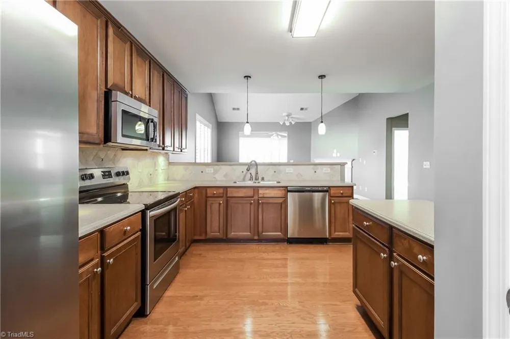 4512 Treebark Lane High Point, NC 27265
