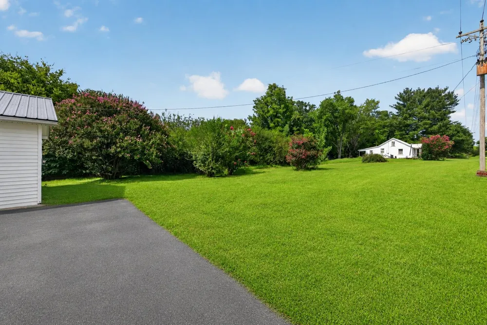 740 Pleasant Hill Rd Sparta, TN 38583