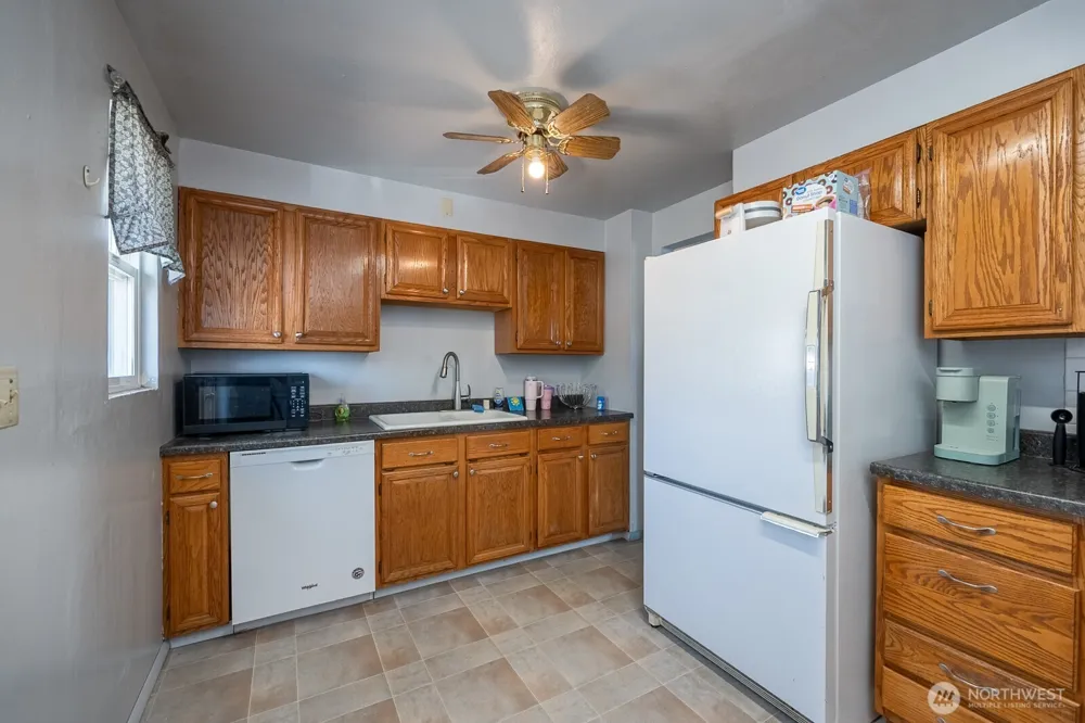 1308 Buell Drive Moses Lake, WA 98837