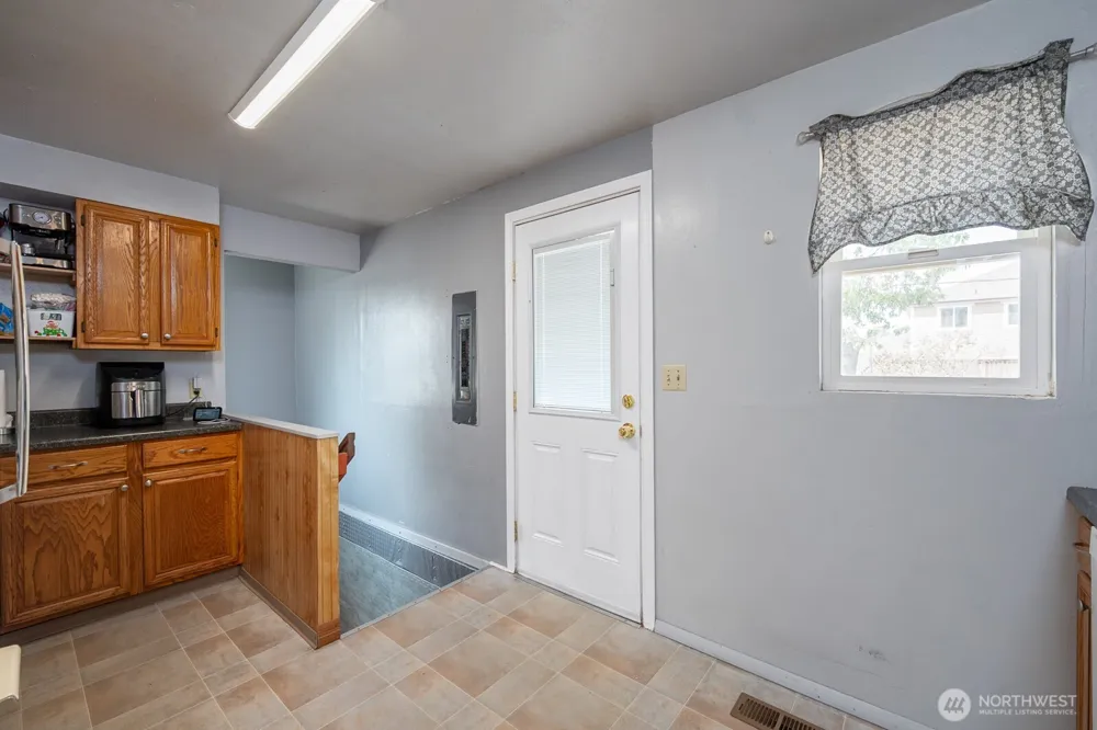 1308 Buell Drive Moses Lake, WA 98837