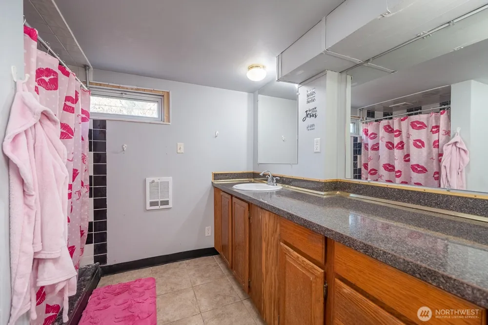 1308 Buell Drive Moses Lake, WA 98837