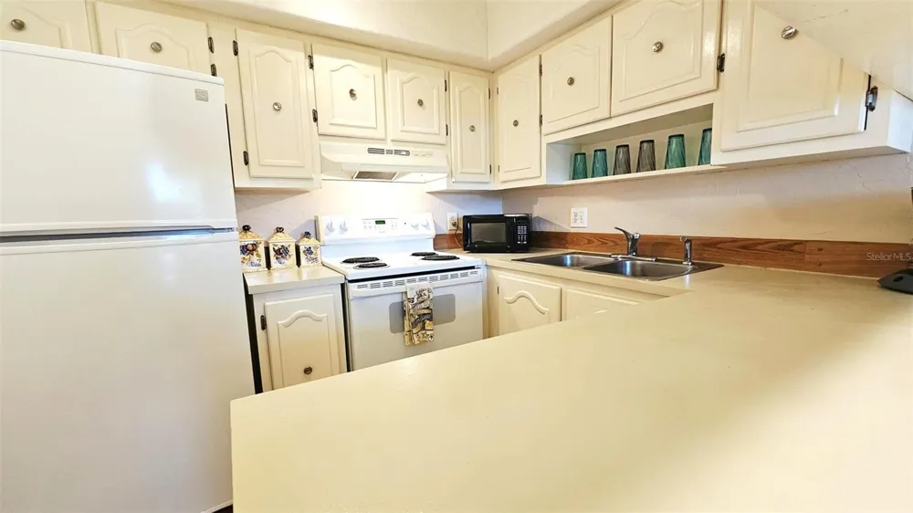 3586 CAPEHAZE DRIVE #B4 Rotonda West, FL 33947