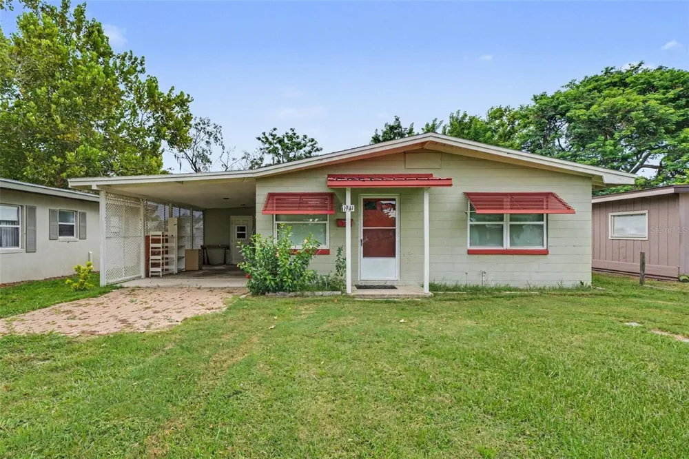 1941 OGLESBY AVENUE Winter Park, FL 32789