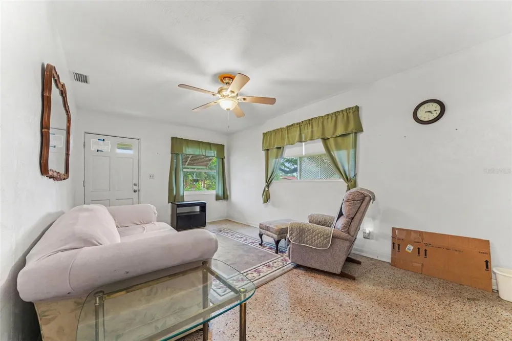 1941 OGLESBY AVENUE Winter Park, FL 32789