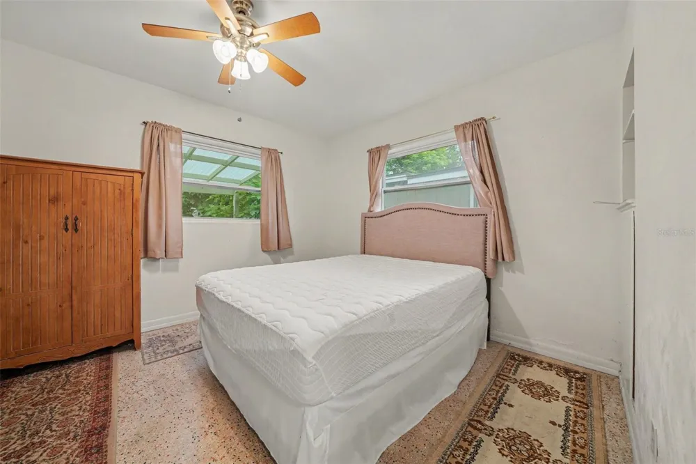 1941 OGLESBY AVENUE Winter Park, FL 32789