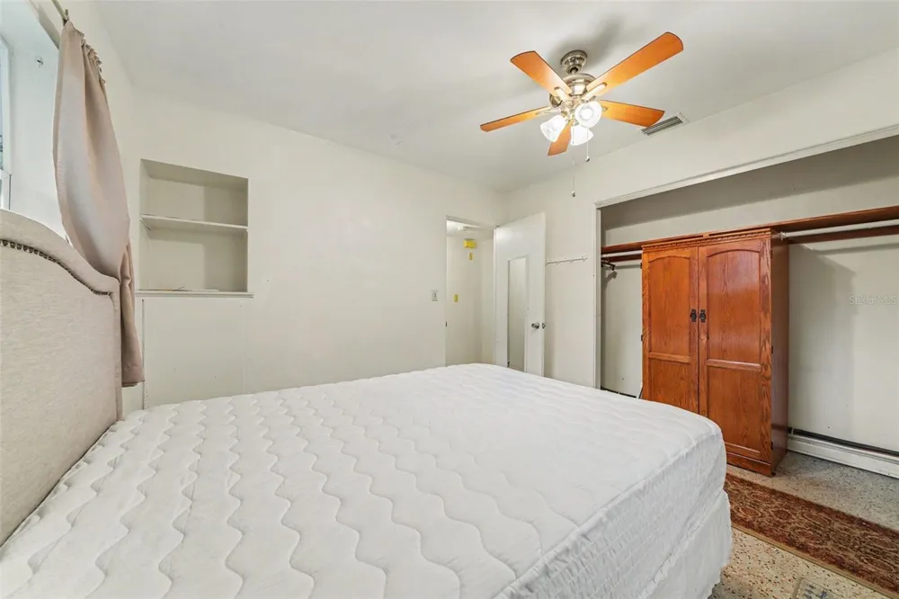 1941 OGLESBY AVENUE Winter Park, FL 32789