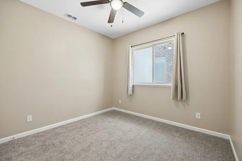 1605 Ridge Creek Lane Aubrey, TX 76227