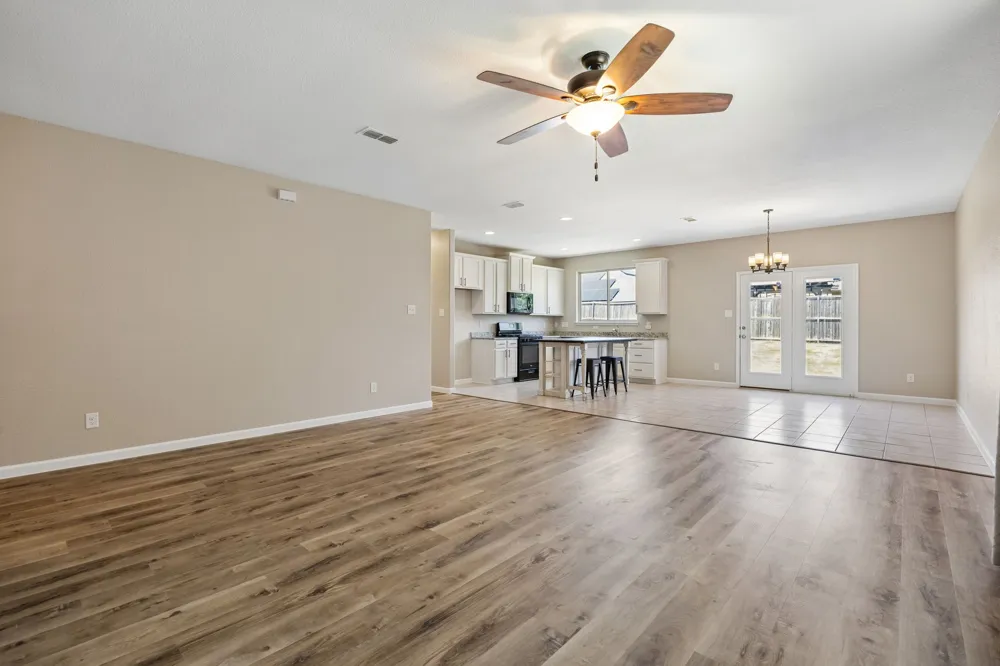 1605 Ridge Creek Lane Aubrey, TX 76227