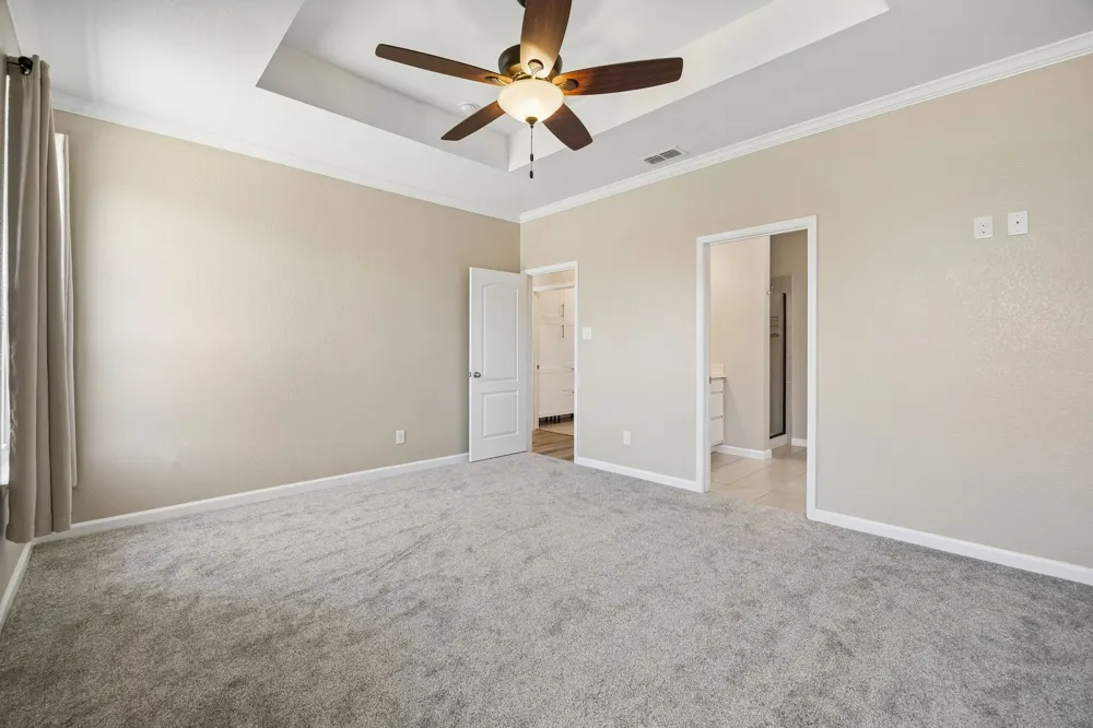1605 Ridge Creek Lane Aubrey, TX 76227