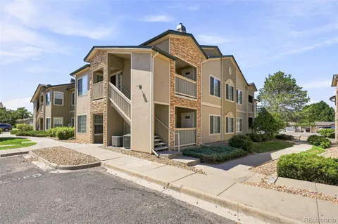 10091 E Carolina Drive #204