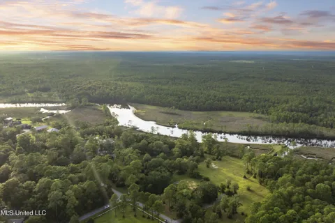 6.37 Acres Dixie Street