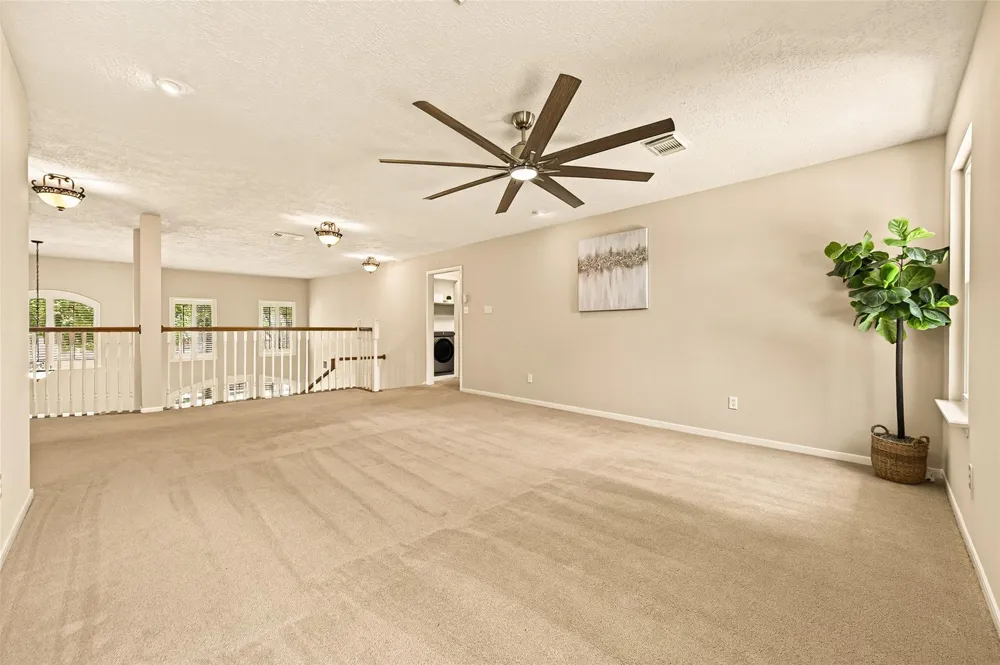 412 Melodywood Drive Friendswood, TX 77546