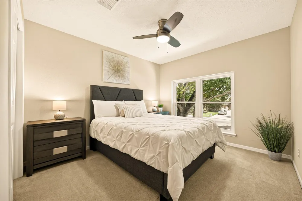 412 Melodywood Drive Friendswood, TX 77546