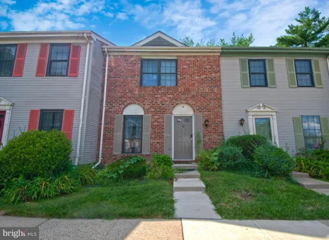 10 BRECKENRIDGE PLACE