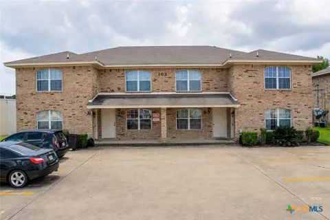 102 E Robin Lane #A